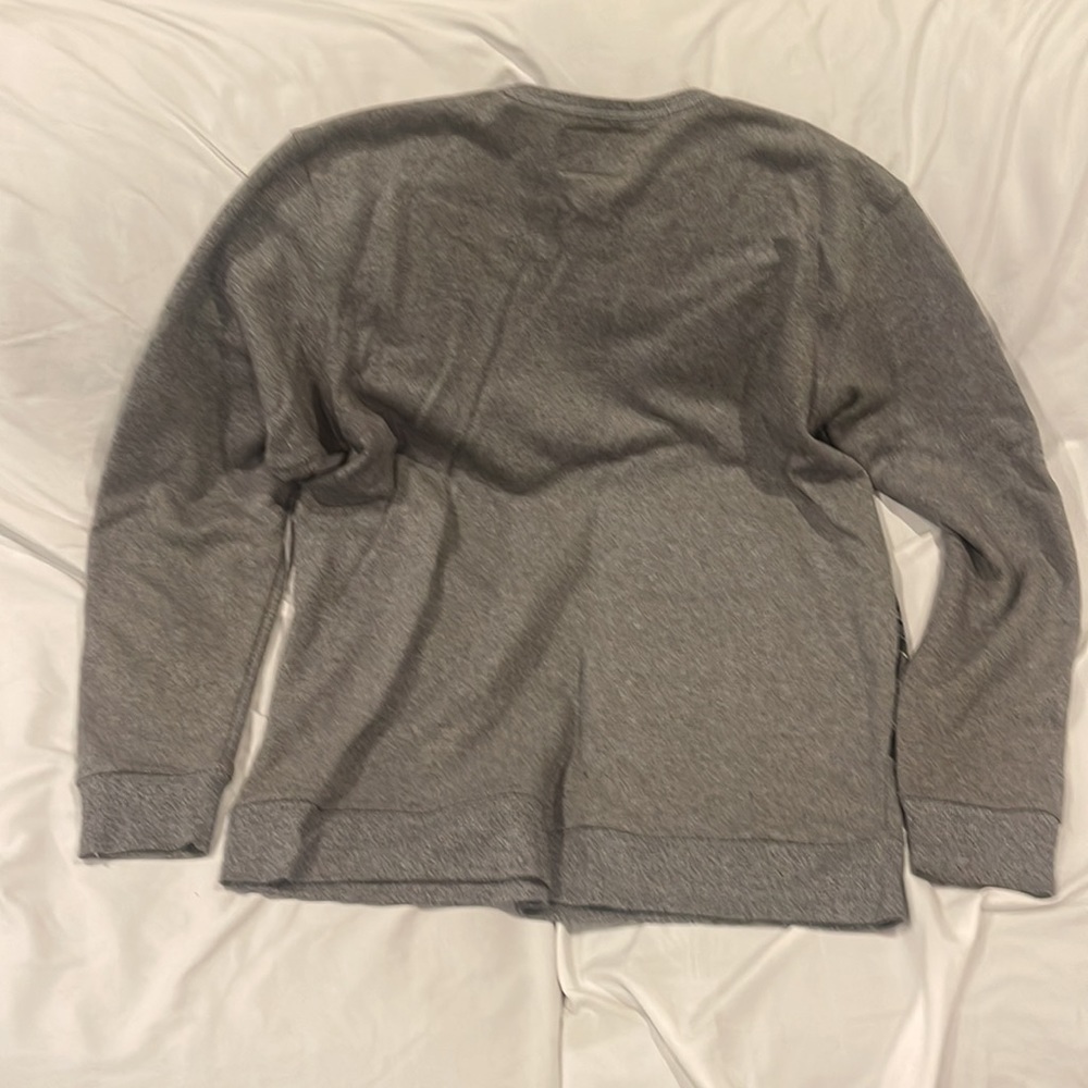 Men’s Sweater - Picture 4 of 5